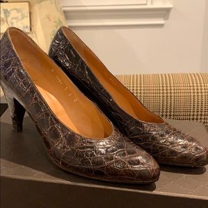 Ralph Lauren brown crocodile heels size 8